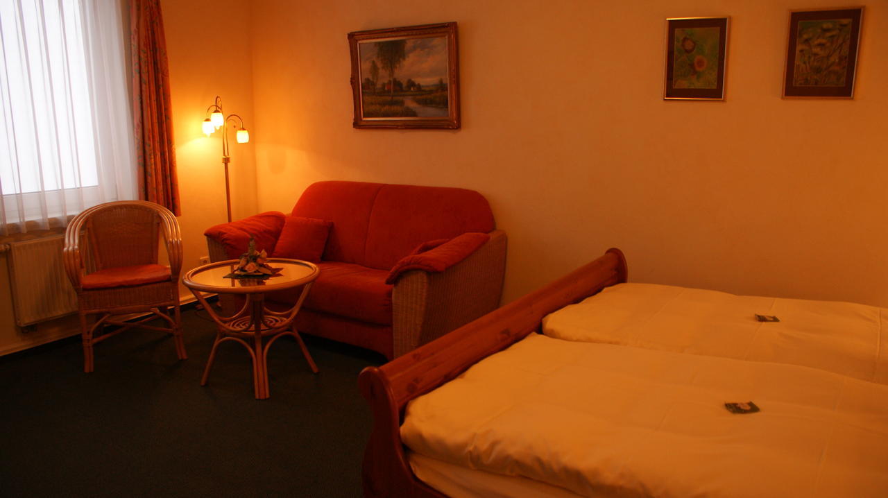 Landhotel Loenskrug Hellental ห้อง รูปภาพ